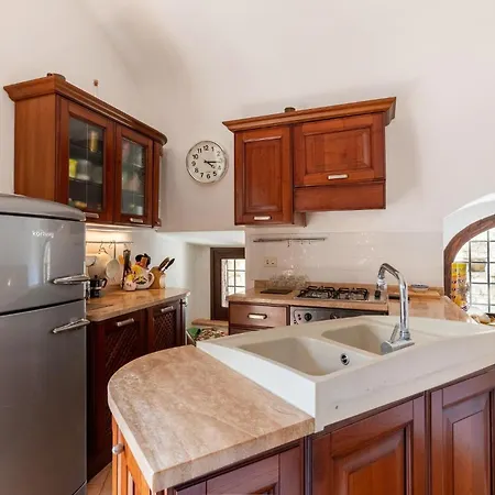 Apartamento Valentia Vasciano Nuovo