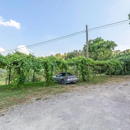 Apartamento Valentia Todi